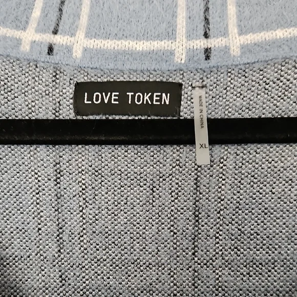 Love Token Blue Coat with Windowpane Plaid Design Sz Xlg - Picture 2 of 8